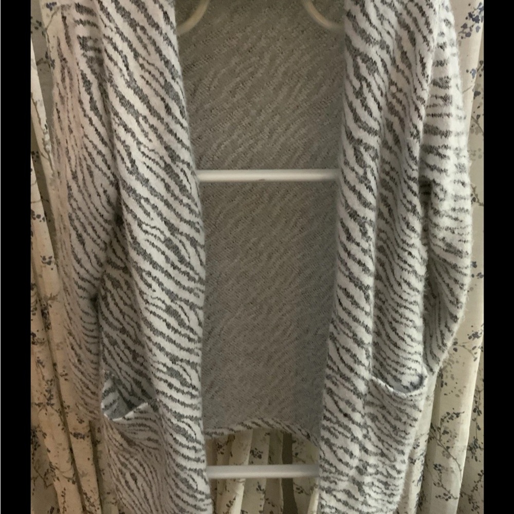Women’s Maurice’s Zebra Print Cardigan Open Front Long Sleeve Size XL